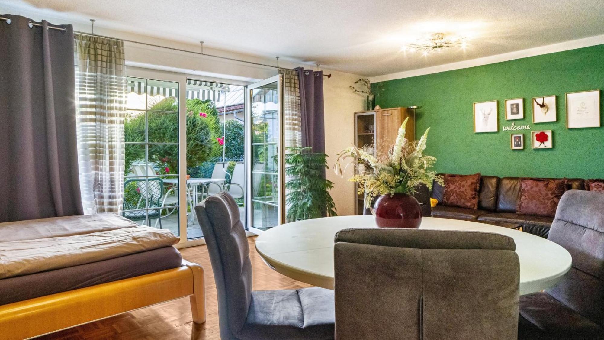 Ferienwohnung Arenda Munzingen ภายนอก รูปภาพ